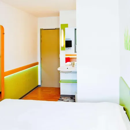 Ibis Budget Technopole 2*