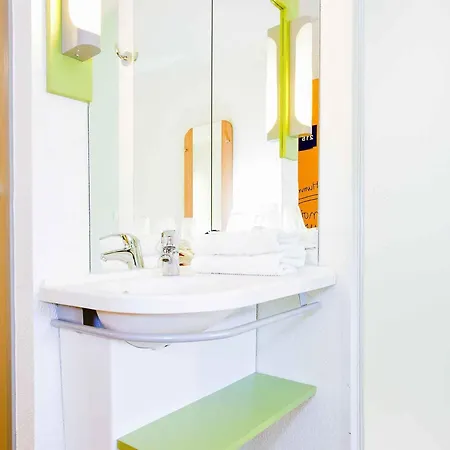 ホテル イビス バジェット テクノポール