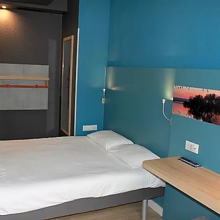 Ibis Budget Technopole מלון 2*