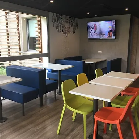 梅兹中心宜必思快捷酒店 酒店