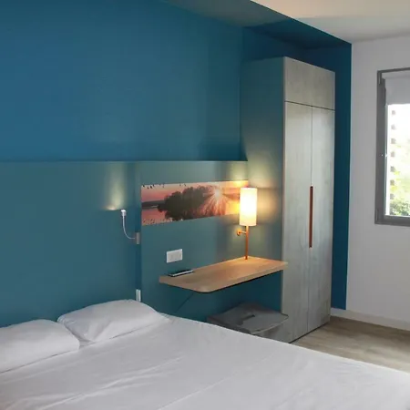 イビス バジェット テクノポール